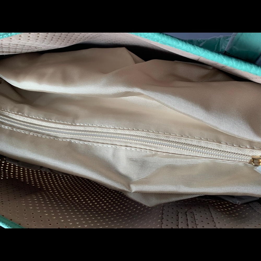 Handbag - Picture 4 of 4